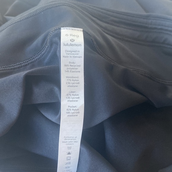 Lululemon Black Rival Skirt . 6 Reg - Picture 6 of 6